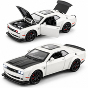 Машинка Dodge Challenger 1:32 Белый (32753, 6927062503369)