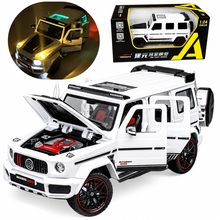 Машинка Gelandewagen Brabus DC24251 1:24 белый (6970266024161)