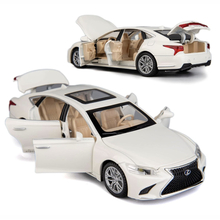 Машинка Lexus LS500H 32092 1:32 белый (6927062502089)